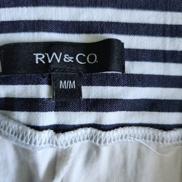 RW&CO Pencil Skirt Women's Size Medium White and Blue Stripes Back Slit - Picture 4 of 5
